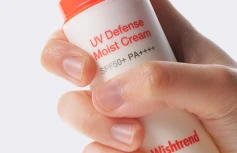Солнцезащитный крем с растительными экстрактами By Wishtrend UV Defense Moist Cream SPF50+ PA++++